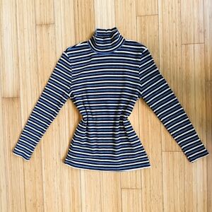 turtle neck for the cool girls who love stripes!